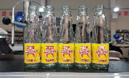 全自動(dòng)圓瓶貼標(biāo)機(jī)